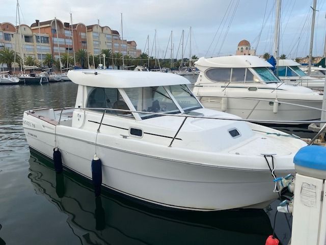 slider 1 Beneteau Antares 710